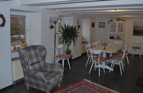 Uehlingen-Birkendorf Apartment | Apartment, 160sqm, garden, 5 bedrooms, max. 9 people