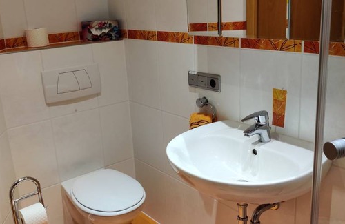 Oberschwarzach Apartment | Apartment ∙ 1 bedroom ∙ 3 guests