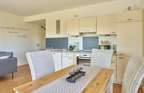 Vollerwiek Apartment | Apartment 1 - House Deich wave