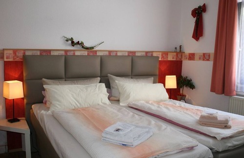 Mainz-Bingen Bed & Breakfast | Apartment 1 - "Riesling" - Apartments tile