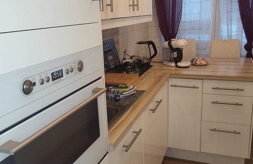 Simmering Apartment | Apartment '10 Minutes To City Centre' with Wi-Fi
