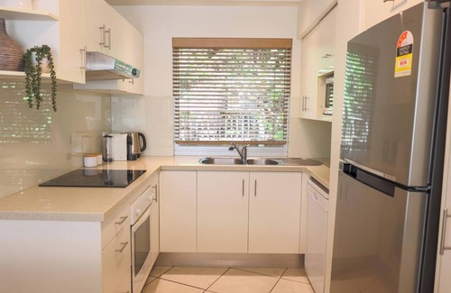 Noosa Heads Apartment | Apartment 10 - The Cove