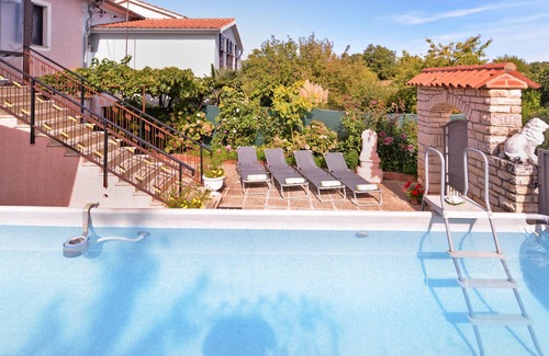 Peresiji Apartment | Apartment 1755/18834 (Istria - Svetvinčenat), 20000m from the beach