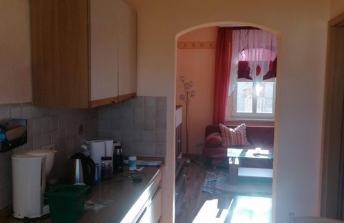 Plauen Apartment | Apartment 1st floor, shower, WC, living room/bedroom - Ferienwohnungen Hochmuth
