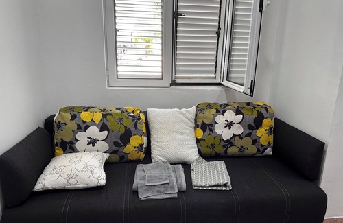 Igalo House | 🛏 Apartment 2 - Anna-Nikola, Central Igalo, 5 Min to Beach