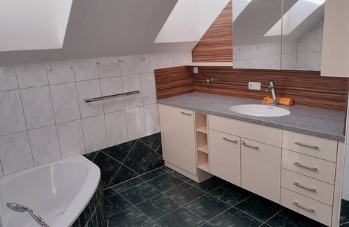 Stratzing Apartment | Apartment ∙ 2 bedrooms ∙ 4 guests