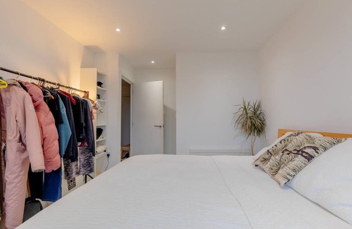 Homerton Apartment | Apartment ∙ 2 bedrooms ∙ 4 guests