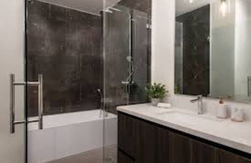 Downtown Apartment | Apartment ∙ 2 bedrooms ∙ 5 guests