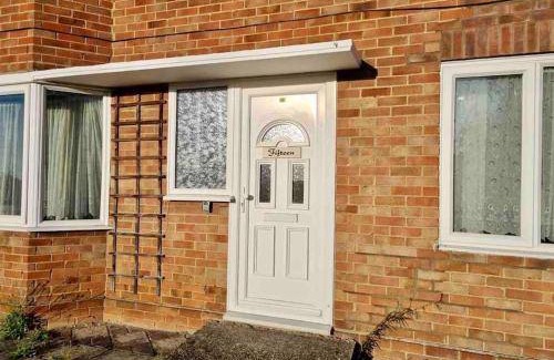 Farnham Apartment | Apartment ∙ 2 bedrooms ∙ 4 guests