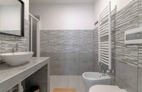 Como Apartment | Apartment 2 bedrooms,sofa bed and 3 bathrooms for families and groups of friends