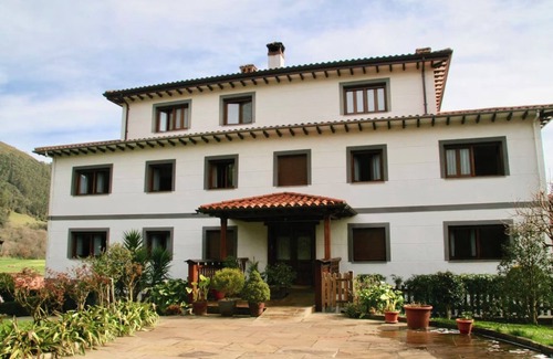 Panes Apartment | Apartment 2