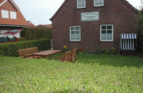 Carolinensiel Apartment | Apartment 2 - house behind the dike