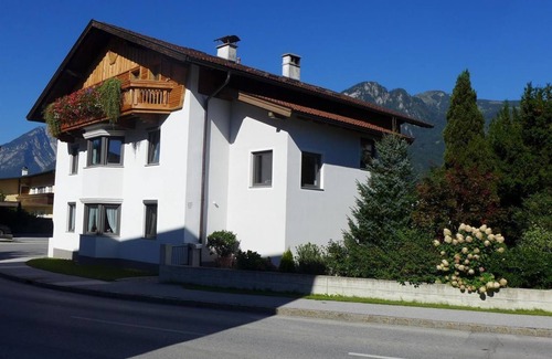 Kramsach Apartment | Apartment 2 - House Ellmaier