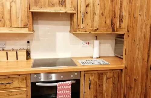 Macclesfield Apartment | Apartment 2 Sleeps 3 (1Bedroom)