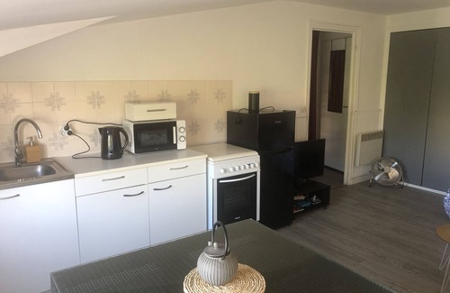Saint-Marc-sur-Mer Apartment | Apartment 2 steps from the beach