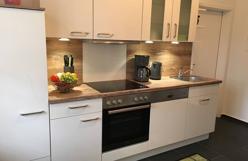 Ohningen Apartment | Apartment '2 - Unterm Blauregen' with Private Terrace and Wi-Fi
