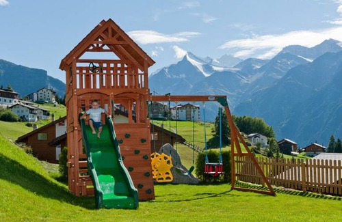 Graechen Apartment | Apartment ∙ 3 bedrooms ∙ 8 guests