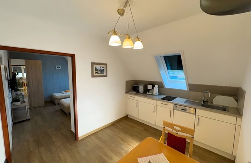 Neuhof Apartment | Apartment '3' with Shared Garden and Wi-Fi