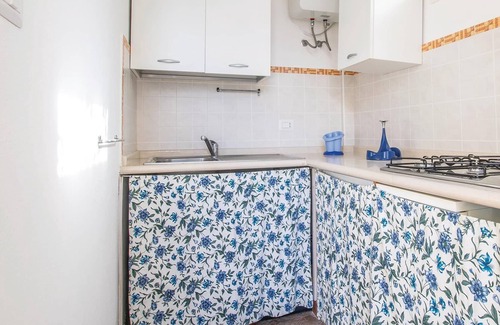 Manfredonia Apartment | Apartment 300 m from the sea of Scalo dei Saraceni, a tourist village south of Manfredonia (15 km),