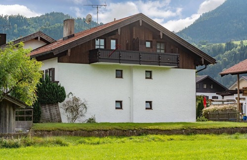 Oberaudorf Apartment | Apartment 37 - Charming vacation apartment with view on the mountains