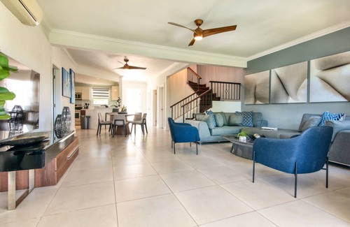 Montego Bay Apartment | Apartment ∙ 4 bedrooms ∙ 8 guests