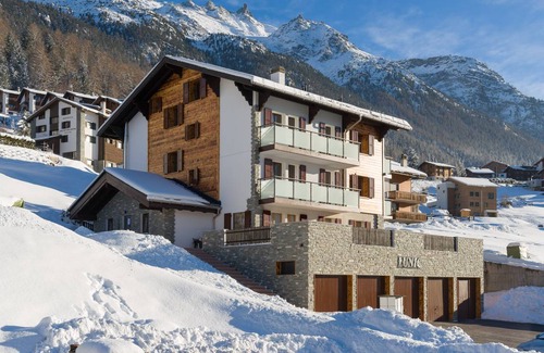 Graechen Apartment | Apartment ∙ 4 bedrooms ∙ 8 guests