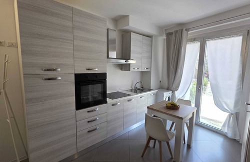 Porto Sant'Elpidio Apartment | Apartment 400m from the sea Porto S.Elpidio, air conditioning, 1st floor elevator