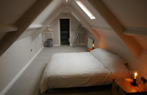 Rothbury Apartment | Apartment 4 Tomlinsons Apartments
