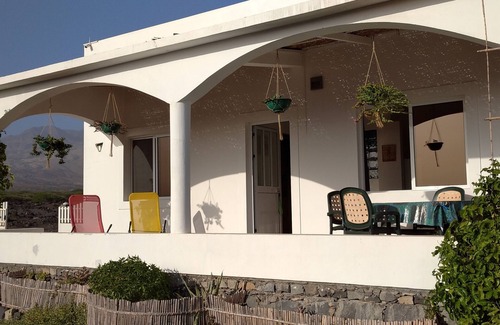 Porto Novo Apartment | APARTMENT 50 M2 SEA VIEW AND MOUNTAIN A 80 M FROM THE BEACH