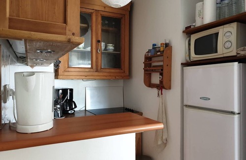 Tregastel Apartment | Apartment 50m from Coz-Pors beach in TREGASTEL
