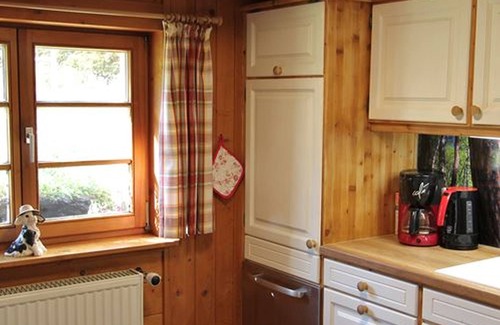 Breitnau Apartment | Apartment '60 Qm' with Shared Terrace, Shared Garden and Wi-Fi