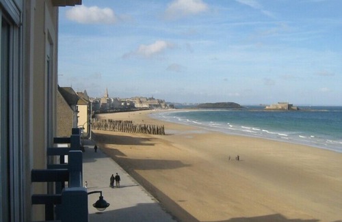 Parame Apartment | Apartment 65 M2 renovated, 2 steps from the beach and Thalassotherapy