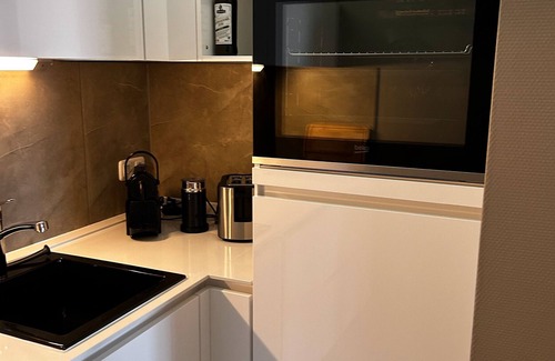 Mitte Apartment | Apartment '7' with Shared Terrace, Shared Garden and Wi-Fi