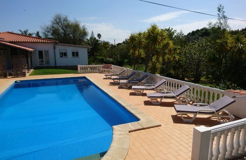Funchal Apartment | Apartment 70 m² with large garden and pool near Lagos-Algarve