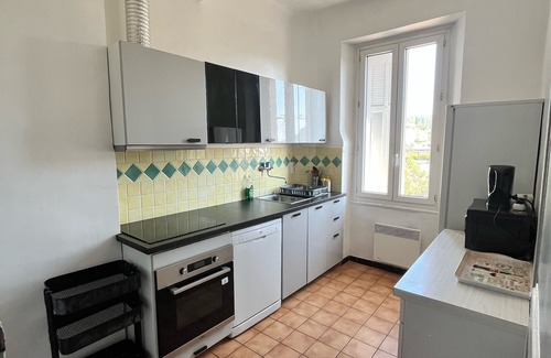 Les Arcs-sur-Argens Apartment | Apartment* 75 m2, 2 bedrooms, sleeps 4