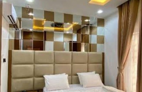 Ikeja Hotel | Apartment 79