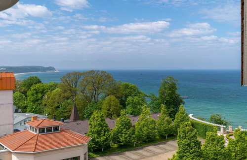 Gohren Apartment | Apartment 8 - Fewos Altmann - Villa Bergfrieden