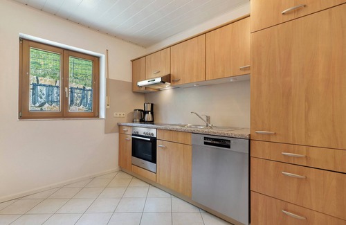 Kappelrodeck Apartment | Apartment 'A, 4 Sterne' with Mountain View, Private Terrace and Wi-Fi