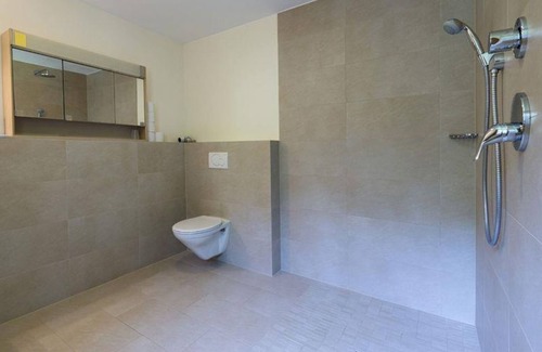 Kreuzweiler Bed & Breakfast | Apartment A downstairs with terrace - Thorn Castle