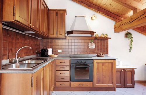 Saint-Pierre Apartment | Apartment 'A1' with Mountain View, Shared Garden and Wi-Fi