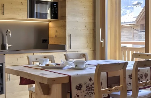 Livigno Apartment | Apartment 'Abete' with Mountain View, Shared Garden and Wi-Fi