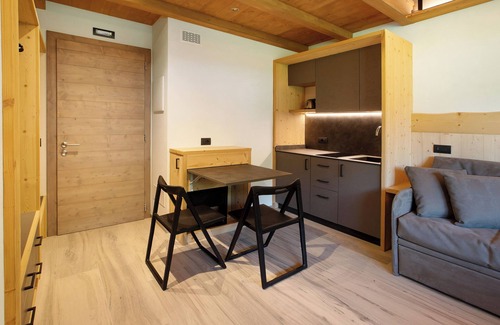 Livigno Apartment | Apartment 'Agriturismo Bosco D'oro 2' with Mountain View, Shared Garden and Wi-Fi