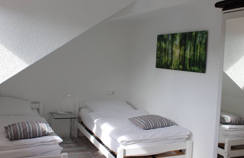 Filderstadt Apartment | Apartment Airport / Fair
