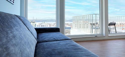 Linda-a-Velha Apartment | Apartment Ajuda Tagus River View
