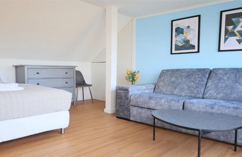 Linda-a-Velha Apartment | Apartment Ajuda Tagus River View