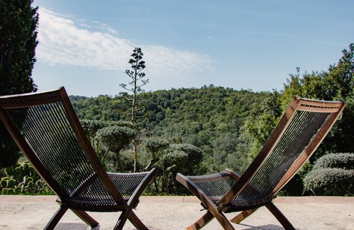 Vidreres House | Apartment Alegria is in beautiful country house in the middle of the forest with large pool