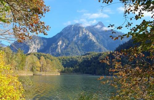 Berghof Apartment | Apartment Alpenblick 12, Halblech im Allgäu, Bergblick pur - NEUERÖFFNUNG!