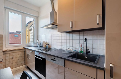 Pforzheim Apartment | Apartment 'Am Pfälzerplatz' with Wi-Fi