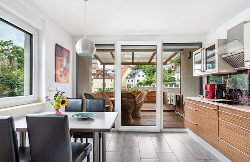 Altenburg Apartment | Apartment 'Am Residenzschloss' with Large Terrace and Wi-Fi