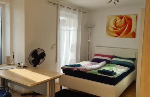 Adelzhausen Apartment | Apartment „Am Südhang“
